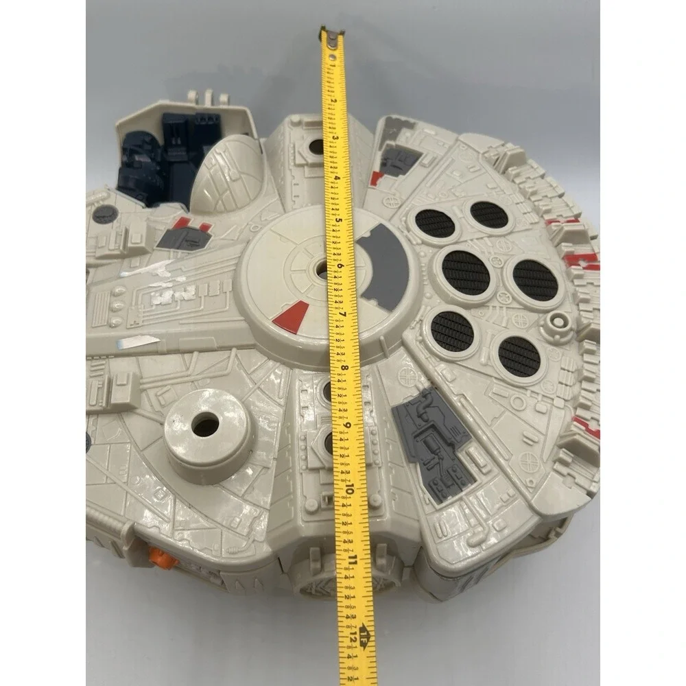 2011 Hasbro Star Wars Galactic Heroes Millennium Falcon Spaceship‎ Incomplete